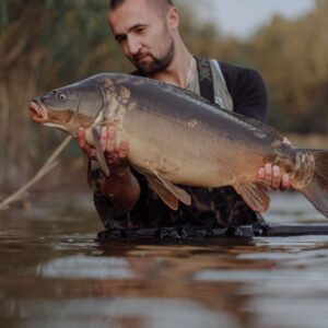 Pinza de Labio de Pescado con Báscula Integrada (40 lb, Aluminio)